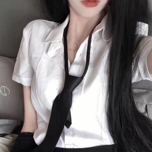女销售勇闯时装周